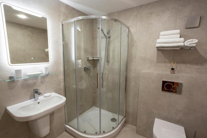 Hotel El Greco Roznov pod Radhostem Ngoại thất bức ảnh