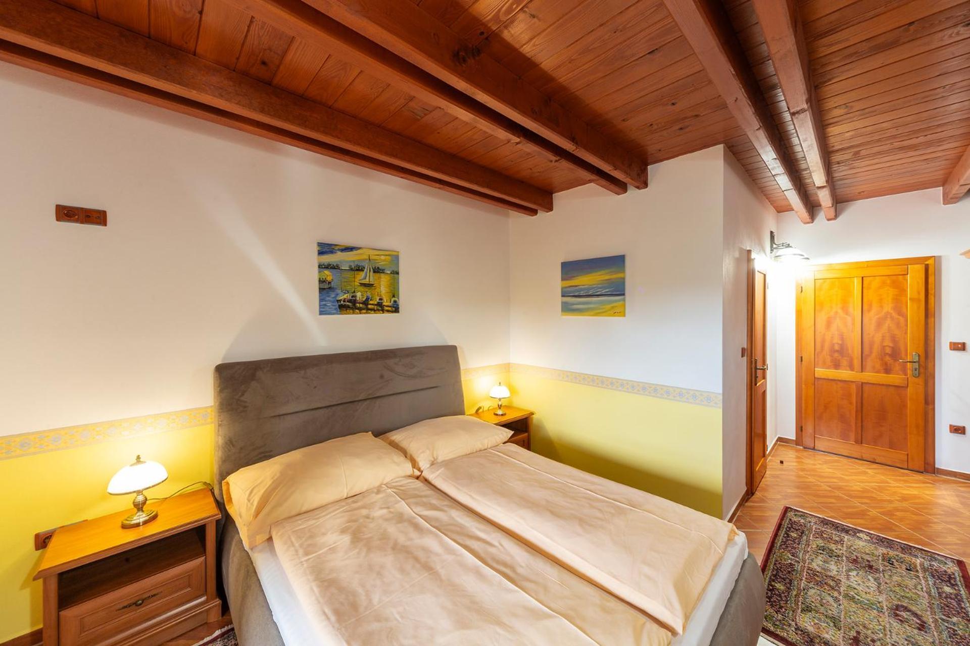 Hotel El Greco Roznov pod Radhostem Ngoại thất bức ảnh