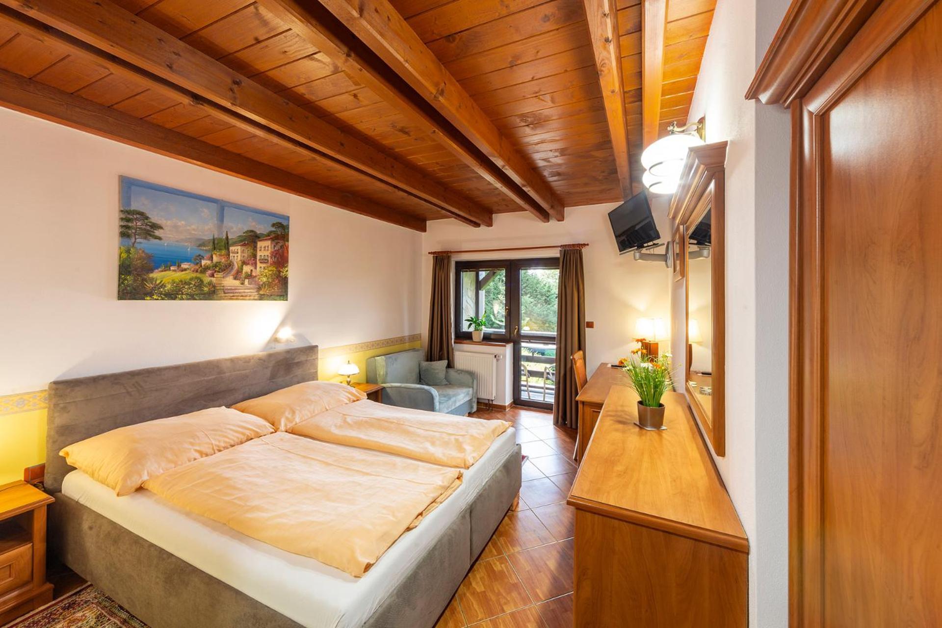 Hotel El Greco Roznov pod Radhostem Ngoại thất bức ảnh
